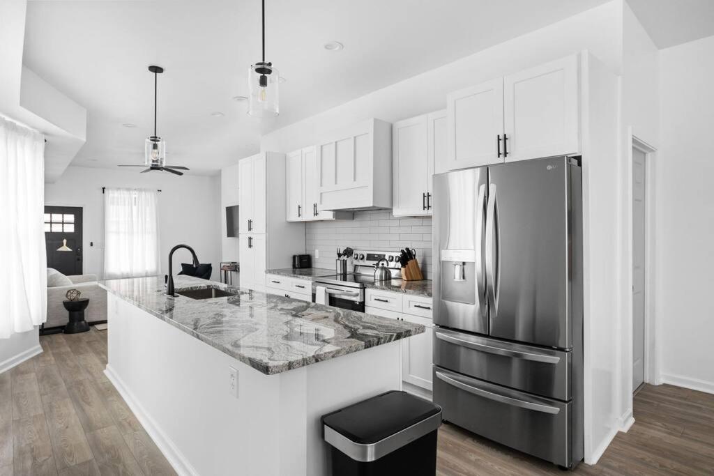 Cozysuites 3Br Arsenal Heights Indy 印第安納波利斯 外观 照片