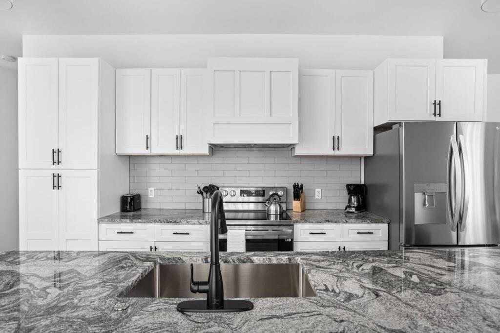 Cozysuites 3Br Arsenal Heights Indy 印第安納波利斯 外观 照片